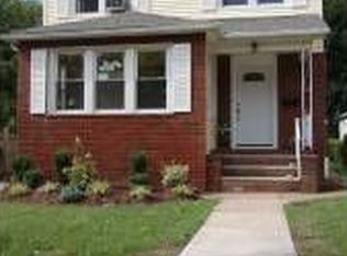 188 Shepard Ave, Teaneck, NJ 07666