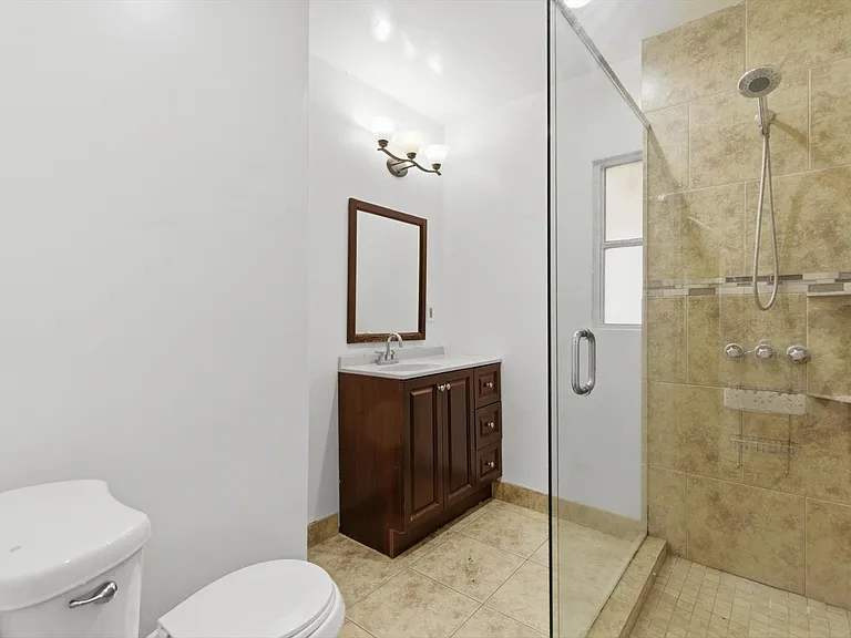 361 E Clarendon Ave — Photo 13