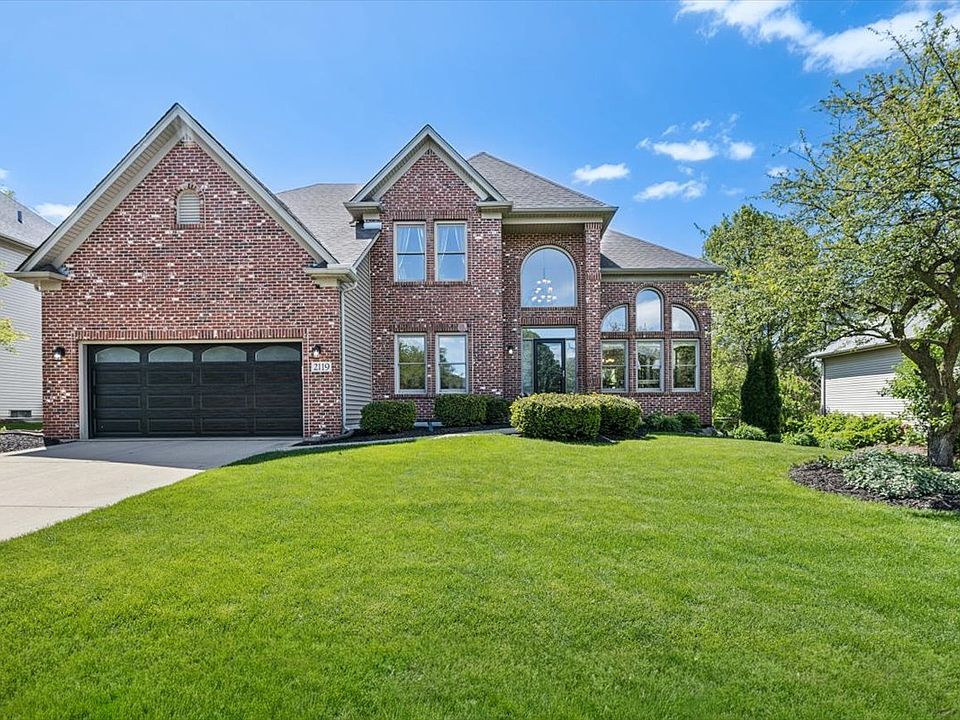 1st image of 2119 W Thornwood Dr