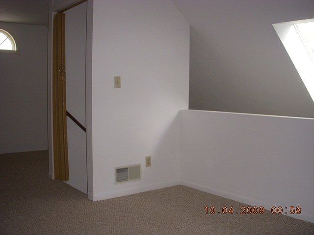 2nd image of 4112 Laramie Ln APT 6