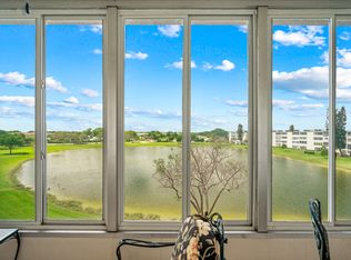 4084 Cornwall E #E, Boca Raton, FL 33434