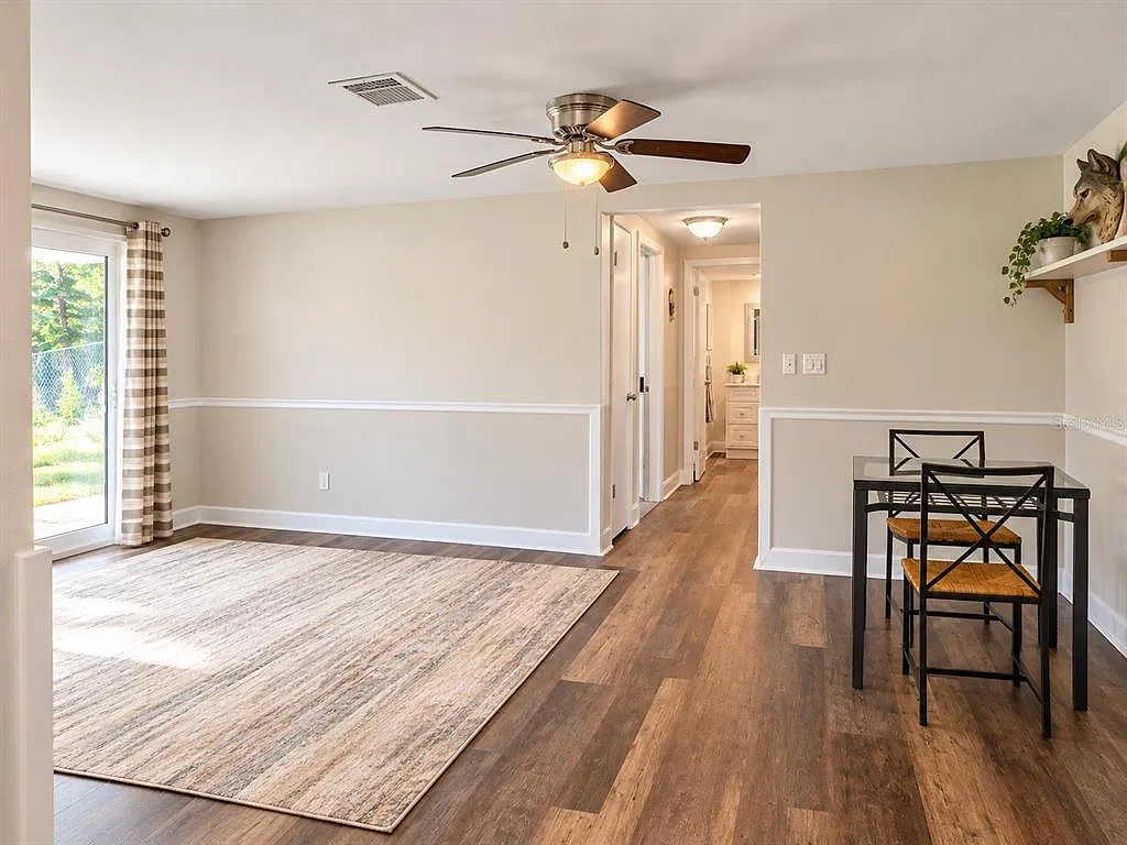 2 bed, 2.0 bath, 1519 sqft, $1,995 — Photo 4