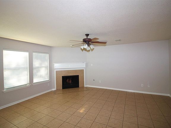 4th image of 12546 Blinnwood Ln