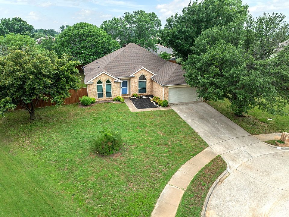 1st image of 316 Chestnut Dr