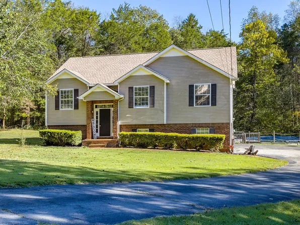 105 Kelly Ct, Culleoka, TN 38451