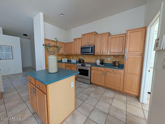 4th image of 1370 S CENTRAL Drive