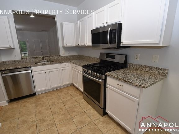 2nd image of 8647 Willow Leaf Ln