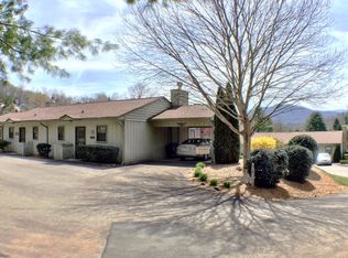 29B Mint Lake Ct E, Franklin, NC 28734