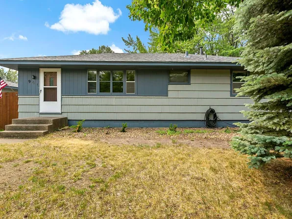 901 Pearson Pkwy, Brooklyn Park, MN 55444