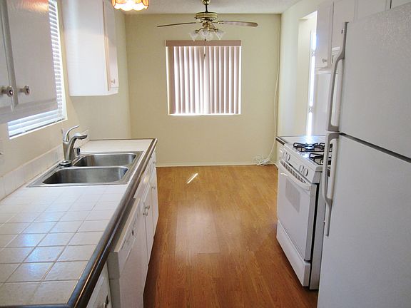 4th image of 3096 Buena Hills Dr