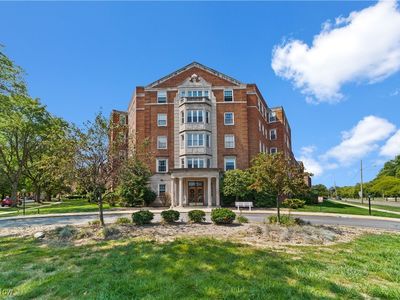 13800 Fairhill Rd APT 306, Shaker Heights, OH, 44120