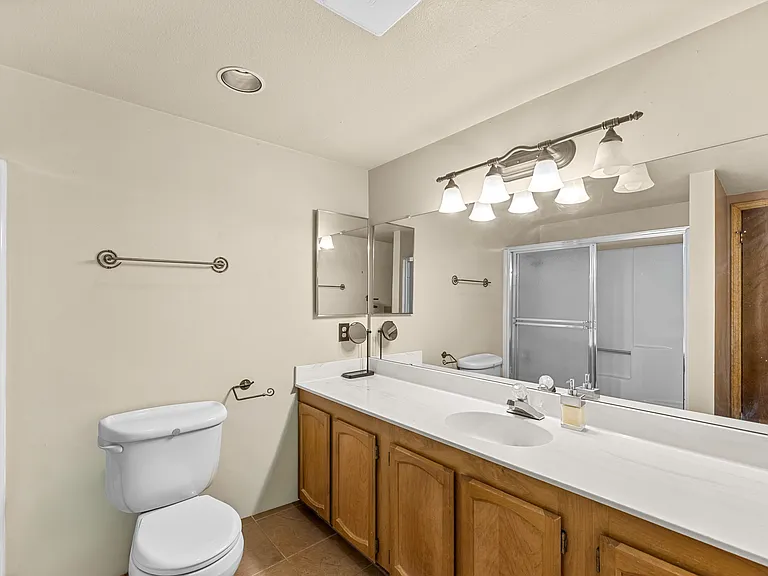 2600 N Valley View Rd #111 — Photo 6