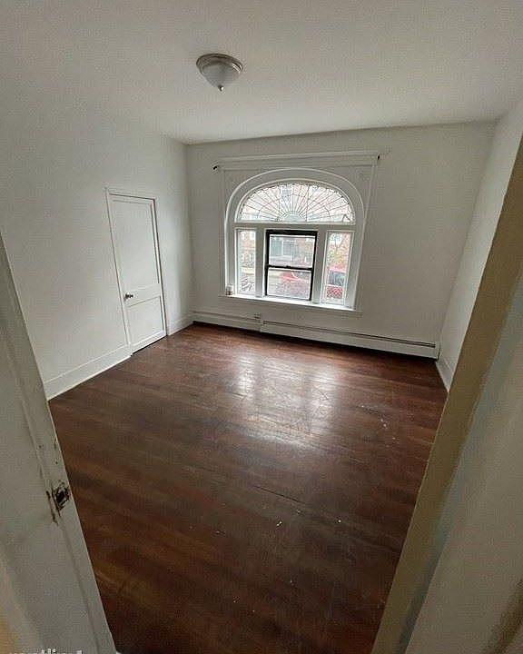 landlord_unit_photo_62801424_18