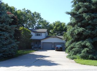 12702 Jennifer St, Springfield, NE 68059