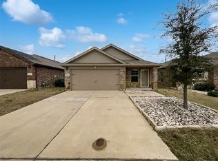 2136 Kildeer Xing, Crandall, TX 75114