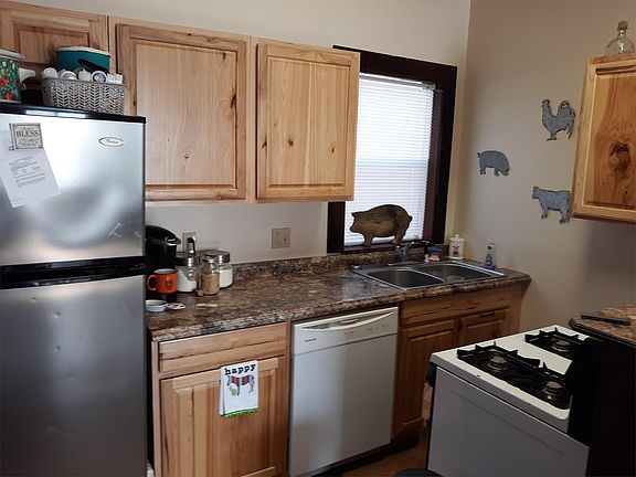 3rd image of 516 W 5th Ave #1