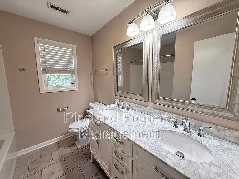 890 Bridgette St — Photo 18