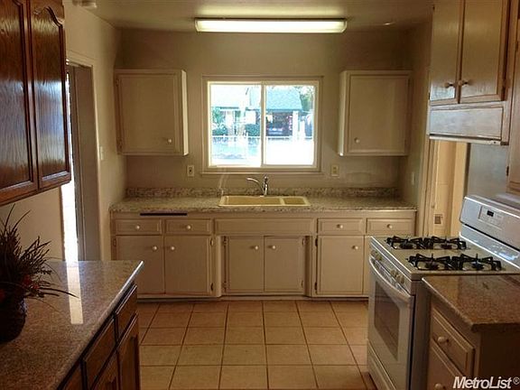 2nd image of 6724 Stoneman Dr