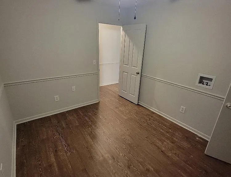 19 W Grady St #9 — Photo 16
