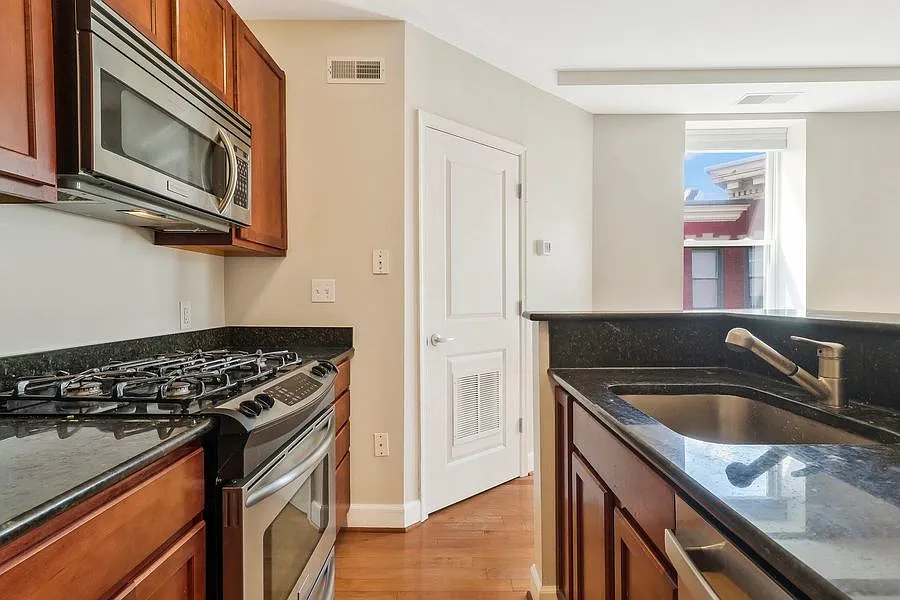 Bright Two-Bedroom on U Street w/ Courtyard! - Perfect Location — Photo 1