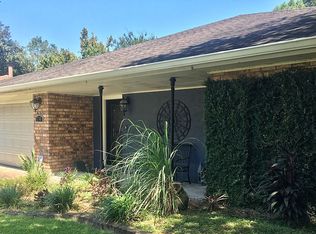 114 Ducayet Dr, Destrehan, LA 70047