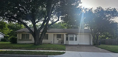 5604 Oak Grove Rd Photo 1