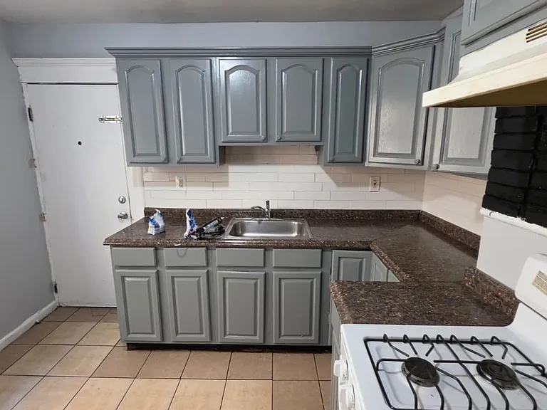 58 Cypress St — Photo 6