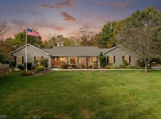 5 Alice Ct, Blairstown, NJ 07825