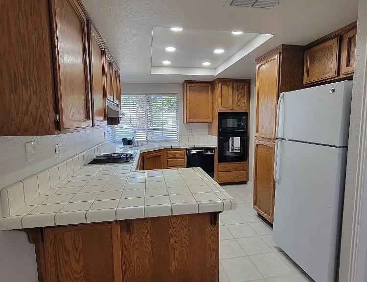 167 Bittercreek Dr — Photo 5