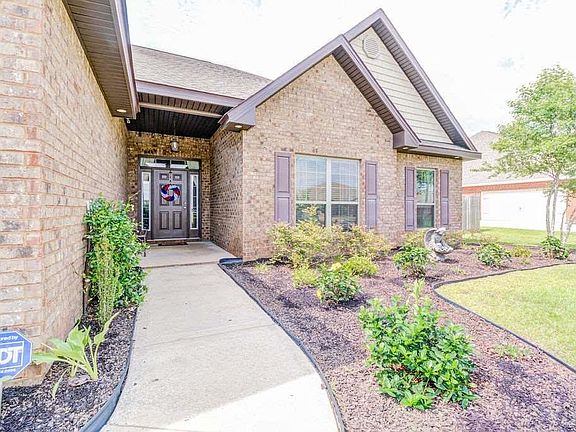 4th image of 937 Aberdeen Dr