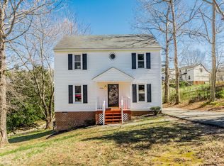 9706 Snowhill Rd, North Chesterfield, VA 23235