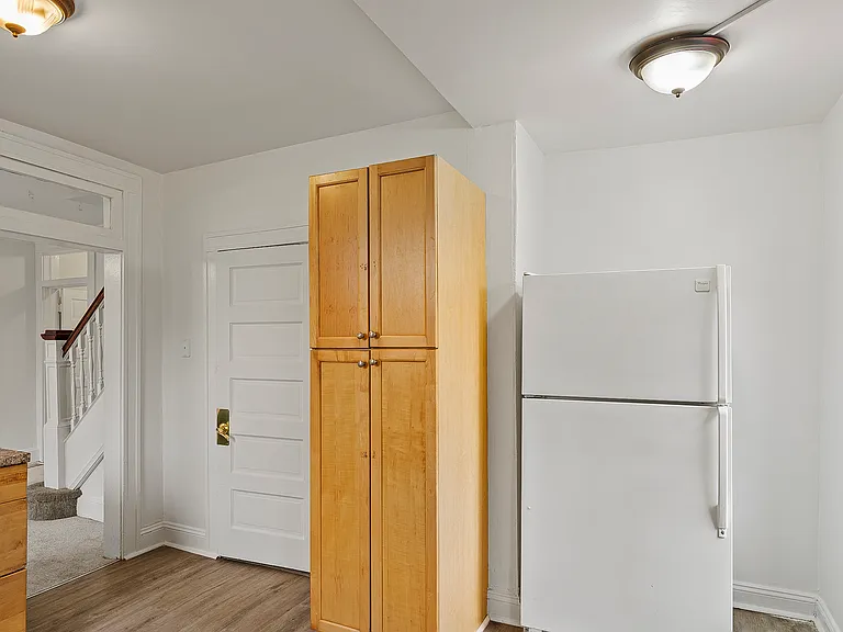 5407 Catalpha Rd — Photo 6