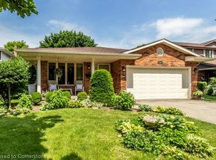 606 Hunters Pl, Waterloo, ON N2K3L3