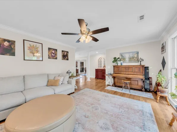 311 Mayfield Dr, Smyrna, TN 37167
