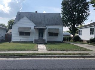 532 N 2nd St, Wood River, IL