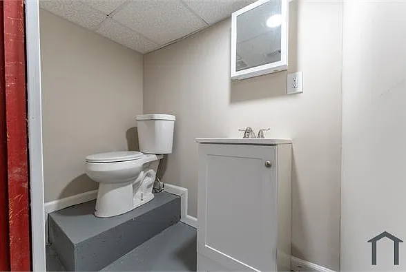 3222 Lyndale Ave — Photo 4