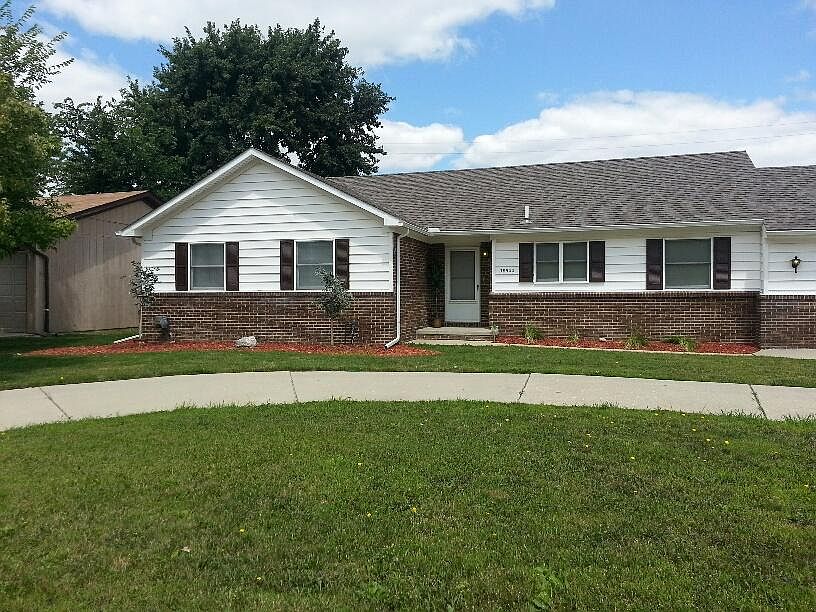 Front of house with Attached Garage