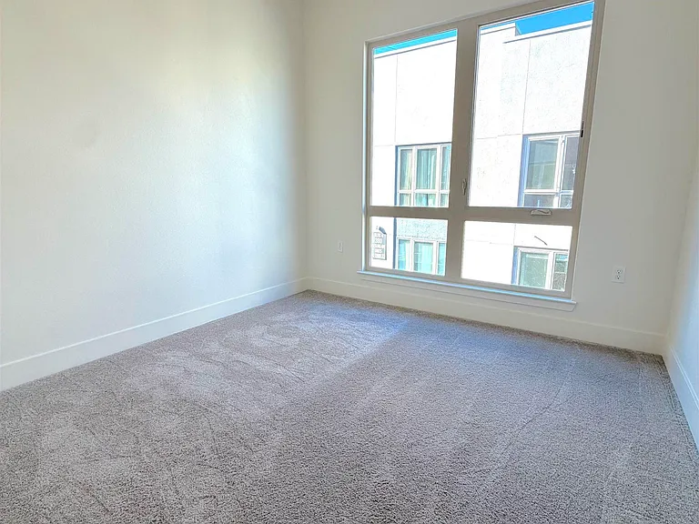 1625 Delano St #31A — Photo 12