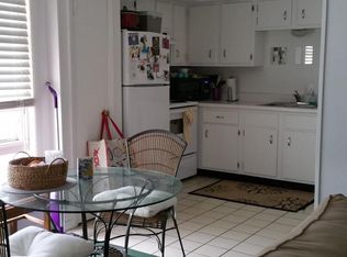 4 Beacon St, Burlington, MA 01803
