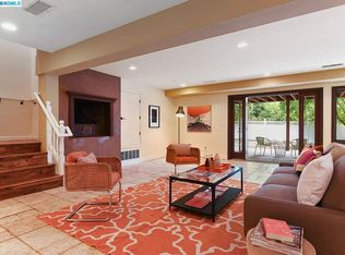 1530 Summit Rd, Berkeley, CA 94708