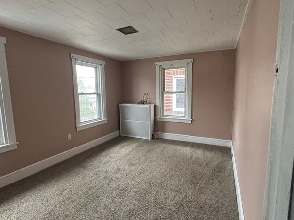 117 Arlington St, Reading, PA 19611