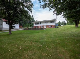 9866 State Road 22, Waupaca, WI 54981