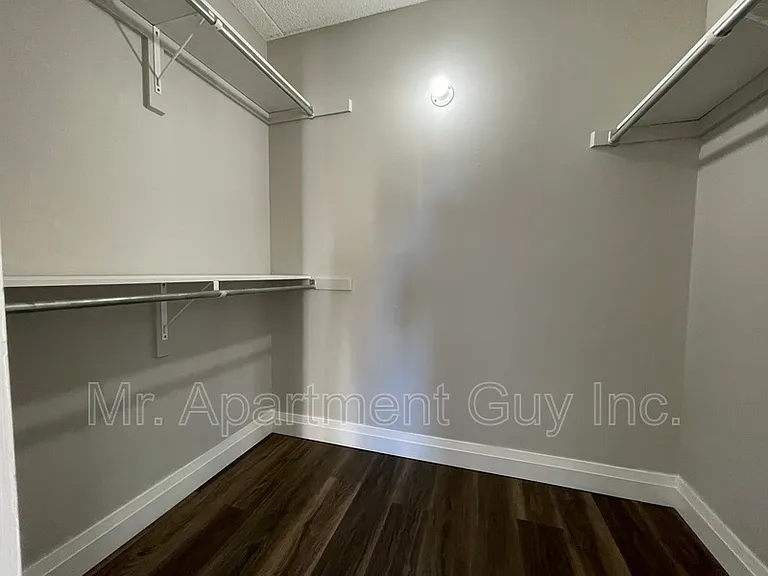 295 Erb St W #202 — Photo 14
