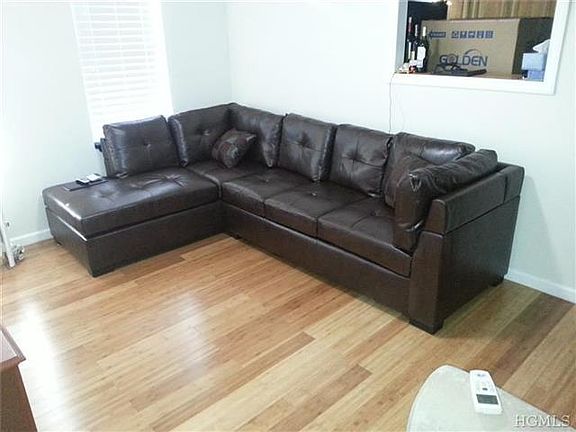 3rd image of 1116 Hoe Ave APT 2C