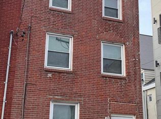 329 W Thompson St, Philadelphia, PA 19122