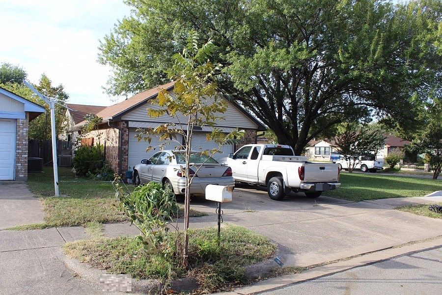 2nd image of 2300 Springridge Dr
