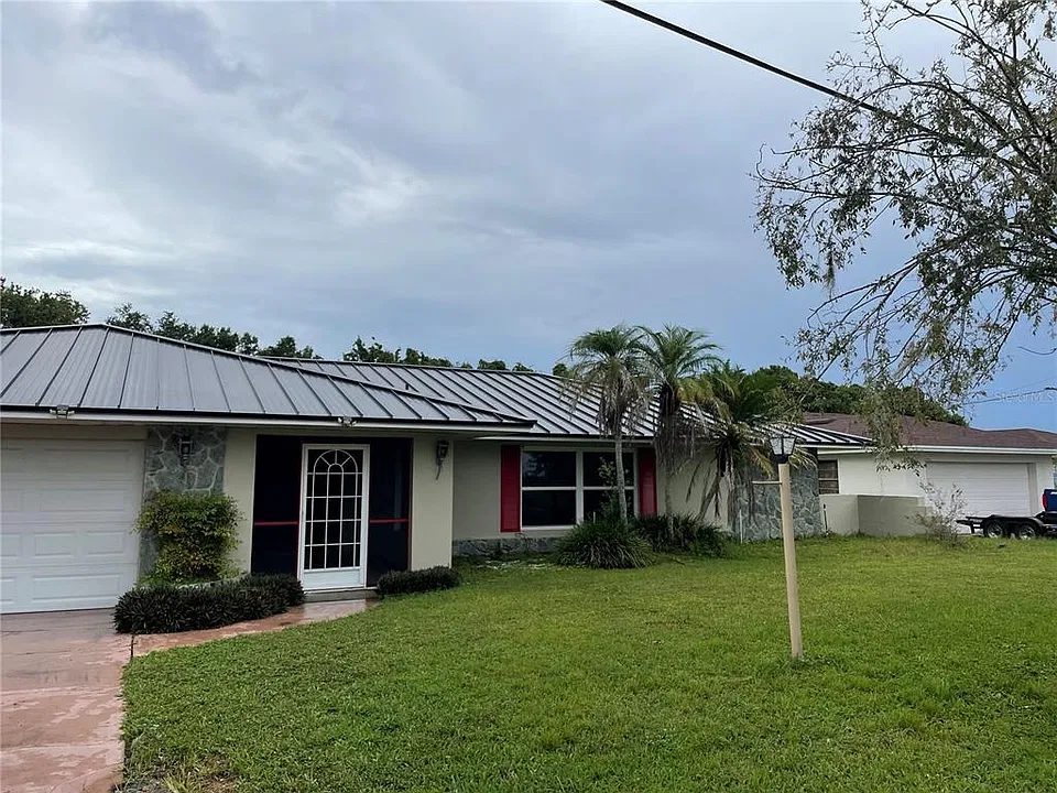 2215 Lauderdale Ct
