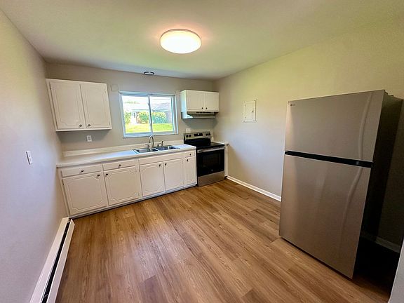 2nd image of 1616 N Main St #1616-A-3