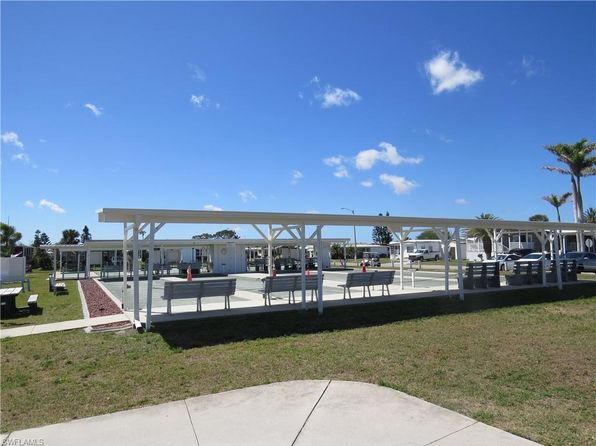 705 Blackburn Blvd, North Port, FL 34287