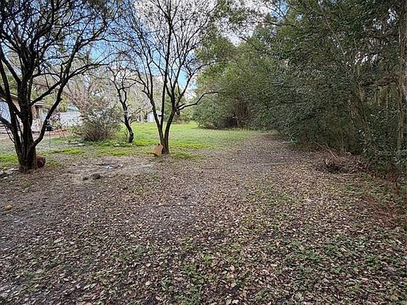 4th image of 25327 NE STATE ROAD 26